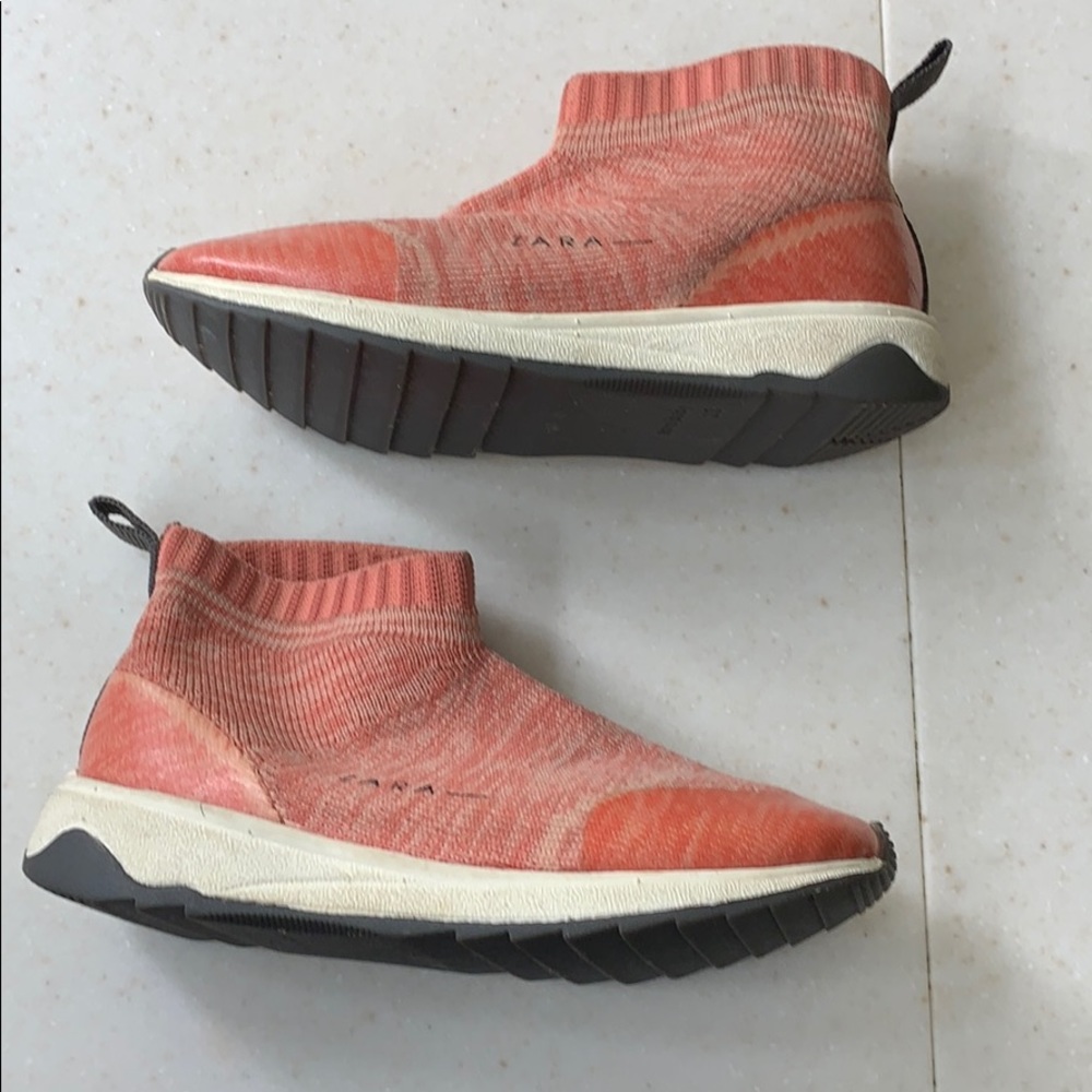 Soft pink sock tennis